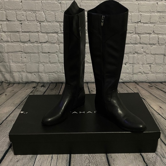 Tahari Rupert Black Riding Boots Size 5.5 - Picture 6 of 11